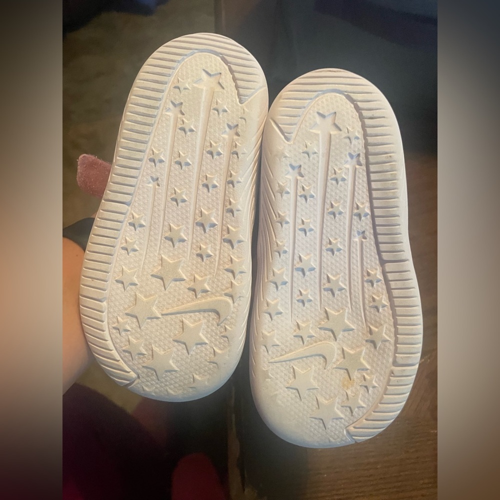Like new baby girl Nike shoes